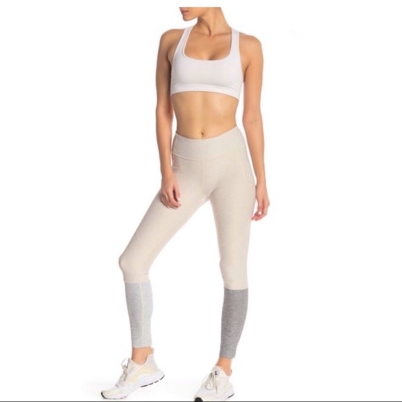 Outdoor Voices 7/8 Dipped Warmup Leggings - Picture 2 of 3